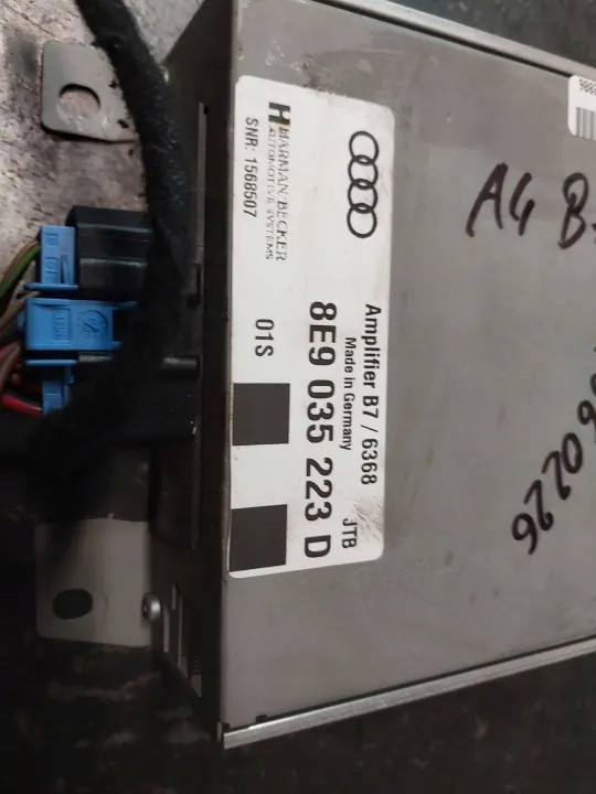 Käytetty Audi OE vahvistin 8E9035223D image 3