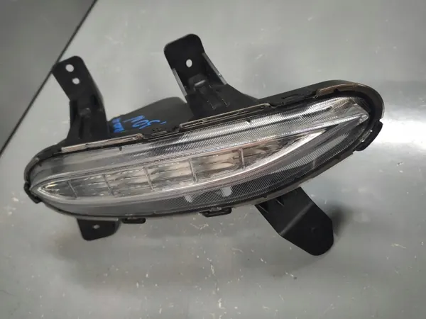 Faro izquierdo halógeno OEM 92207-S0010 con DRL LED image 3