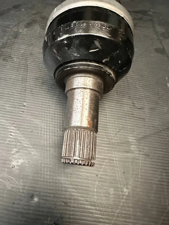 Eixo dianteiro esquerdo Mercedes W156 A2463301201 image 2