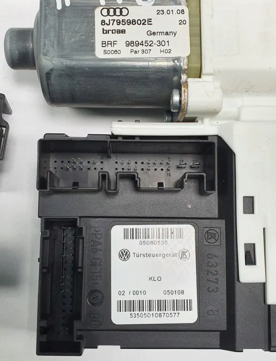 Motor de elevalunas Audi TT OEM 8J7959802E image 3