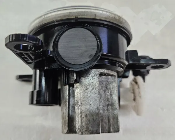 Farol de neblina esquerdo Opel Corsa F Insignia B image 6