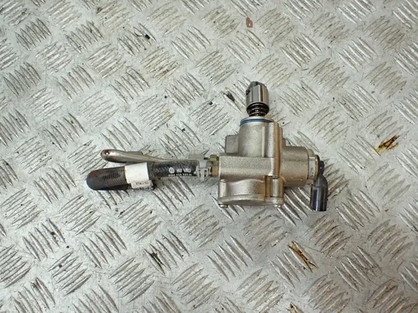 Hochdruckkraftstoffpumpe VW Atlas Passat Touareg 3.6 image 2