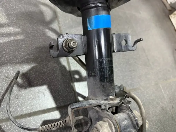 Nissan Juke II oikea etunivela OEM 543031083R image 7