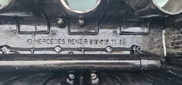 Mercedes Ventildeckel OEM 6160161105 - Gebraucht image 6