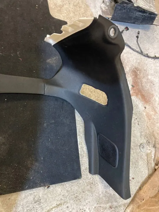 Begagnat innertak OEM COB137 för Chevrolet Corvette C8 image 3