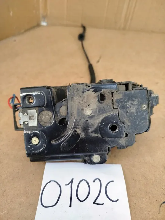 Hintere Rechte Türschloss Skoda Fabia I 3B4839016AG image 2