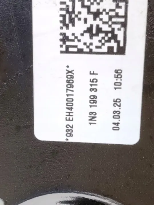 Luge avant VW ID Buzz GTX OEM 1EA199262A image 6