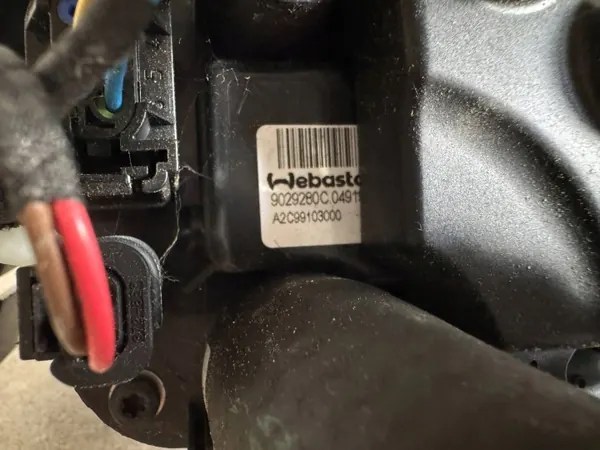 Calentador Webasto OEM K8D218K463BB para Range Rover image 3