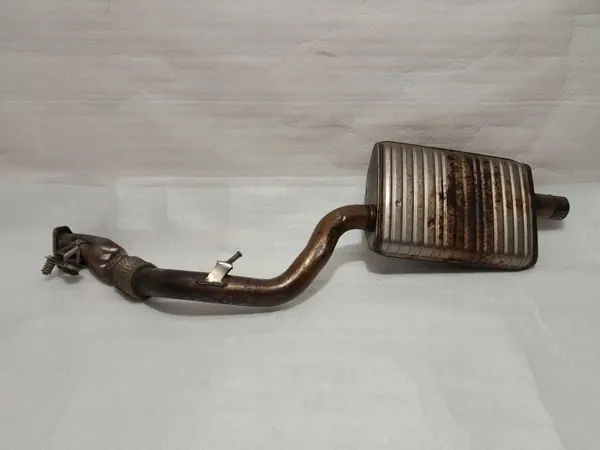 Silenciador central Audi A4 B9 Sedã OEM 8W0253211H image 2