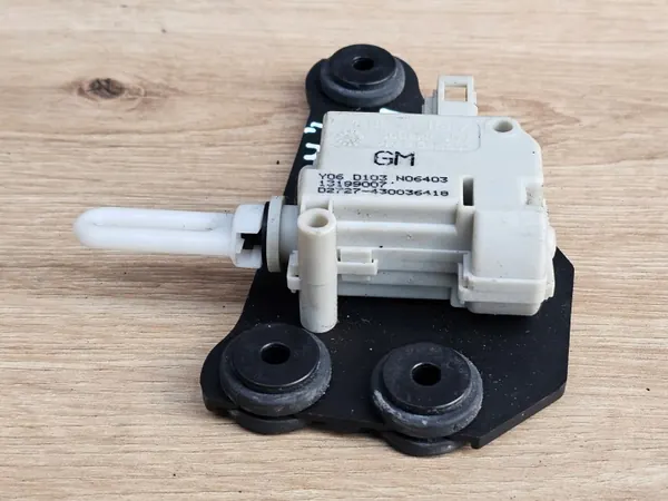 Atuador de fecho central OEM 13199007 para Opel Meriva A image 5