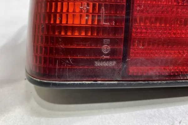 Vänster Baklykta VW GOLF II 191945111A image 4