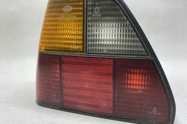 Vänster Baklykta VW GOLF II 191945111A image 5