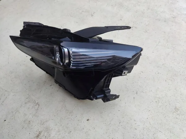 Vasen Full LED -ajovalot Mazda CX-30 Eurooppa dgj1-51040 image 4