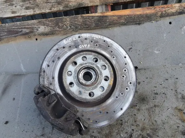 Snodo anteriore sinistro VW Passat B7 TDI image 9