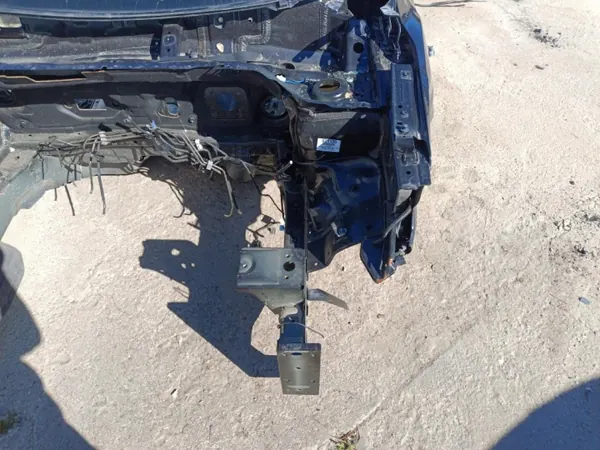 OEM 21100/Wrakowisko Ssangyong Tivoli Grand Cuarto de Panel image 3