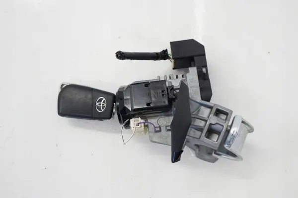 Chave Toyota Auris II OEM 45020-0205 - Usado image 2