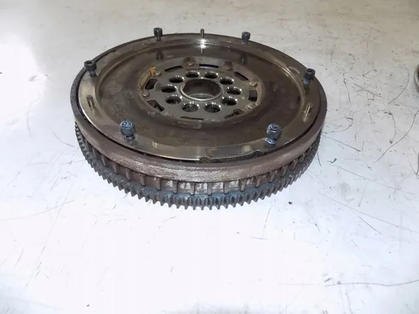 VOLVO XC60 I 2.4D Volante de Dupla Massa 31401174 image 3