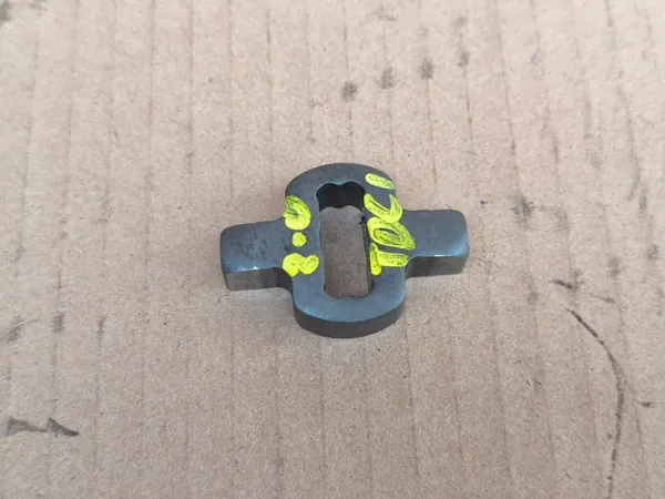 Croix de pompe à injecteur Ford Mondeo MK5 2.0 TDCI image 1