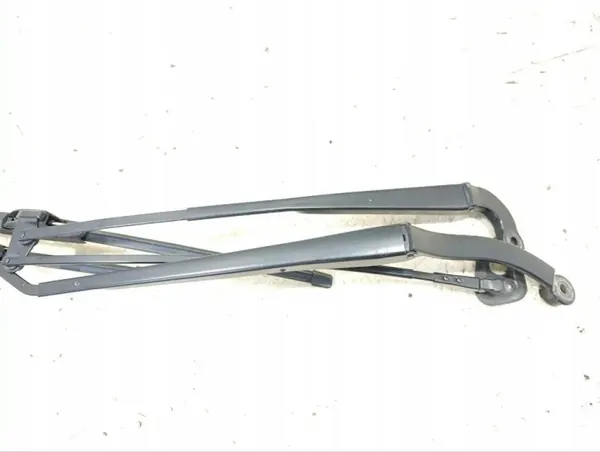 Maseratin pyyhinvarsi OEM 294073 Quattroporte V 2011 image 5