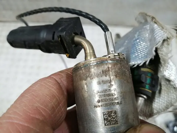 AdBlue-Injektor Audi A6 S6 C8 OEM 05L131113H image 6
