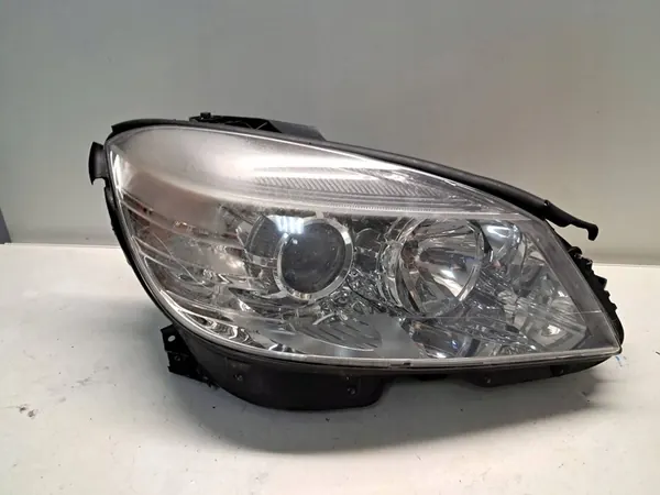 MERCEDES CLC 203 RECHTER KOPLAMP LENS H7 image 3