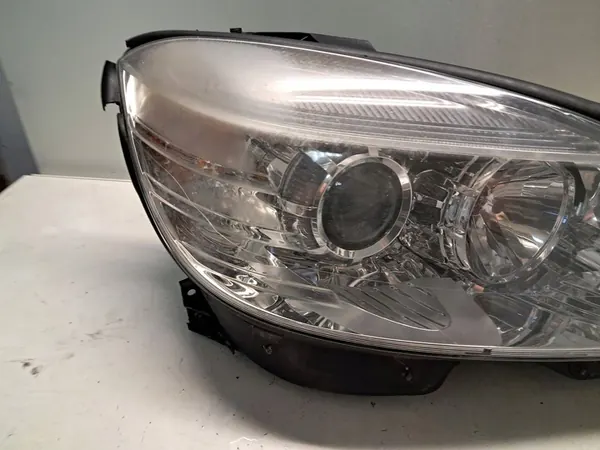 MERCEDES CLC 203 RECHTER KOPLAMP LENS H7 image 5