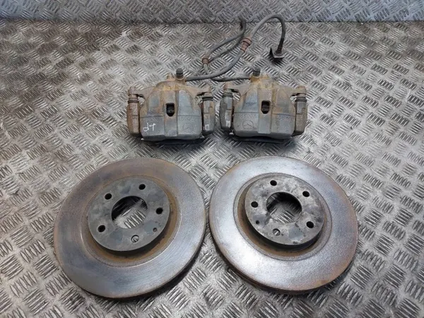 Bremsscheiben + Beläge + Bremssättel Vorderachse Mazda 6 III GJ 2.2 D image 2