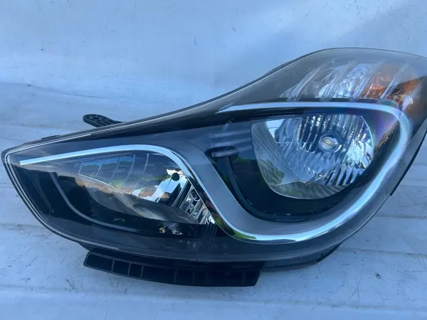 HYUNDAI IX20 Faro Izquierdo 92101-1K000 image 3