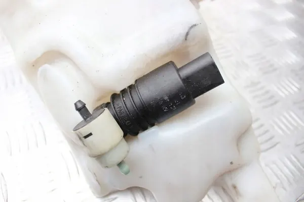 SEAT IBIZA II 5D 1.9 Pesuainesäiliöpumppu 6K0955453 image 4