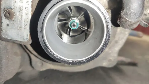 Turbo Opel Corsa C 1.3 cdti image 4