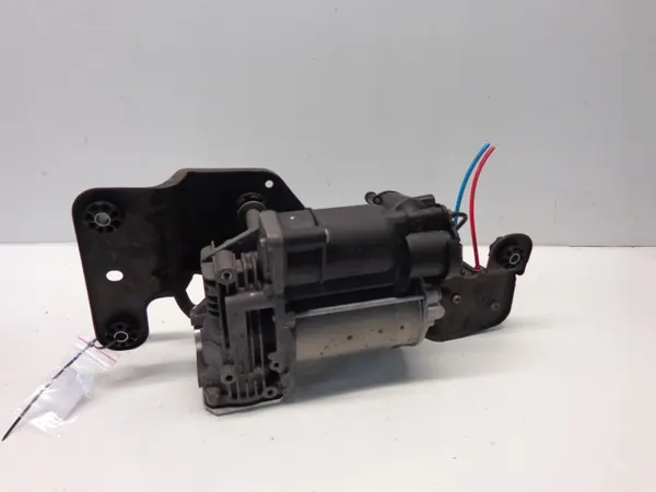BMW X5 E70 Luftfeder-Kompressor OEM 6775479 + Ventil image 2