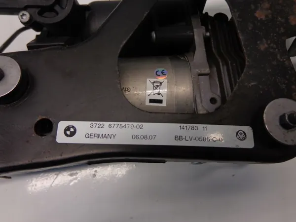 BMW X5 E70 Luftfeder-Kompressor OEM 6775479 + Ventil image 4