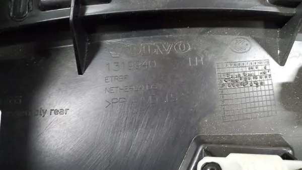 Linke hintere Türverkleidung Volvo V40 II image 8