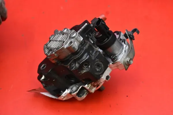 Pompe à injection OEM 22100-33040 pour Toyota Corolla image 7