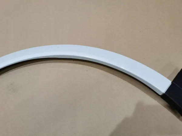 OEM 9Y0853717KKARJED Etu vasen lokasuojus Porsche image 4
