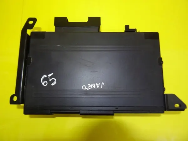 CD-vaihtaja OEM DRC9835 Mercedes ML W163:lle image 3