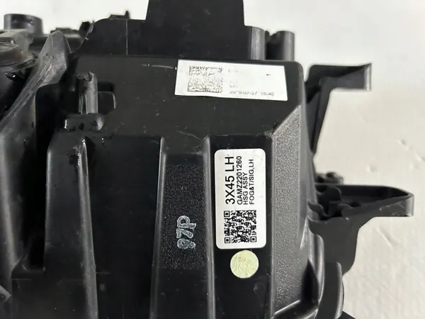 Luz diurna esquerda Mitsubishi ASX GAMZ2201260 image 8