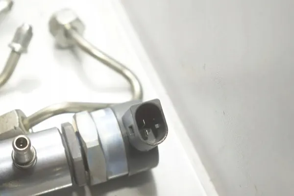 Jeu système injection carburant OEM 7823463 BMW 5 image 8