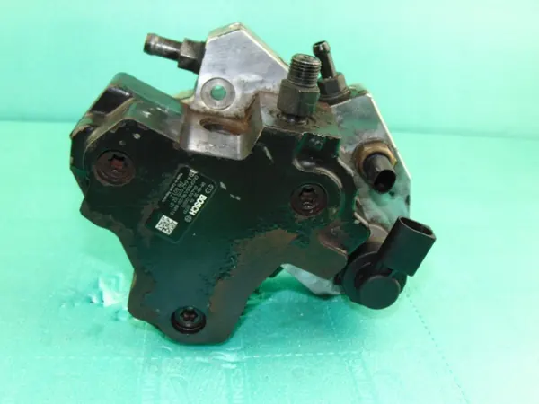 Bosch Brandstofpomp 3.0 CDI Mercedes image 4