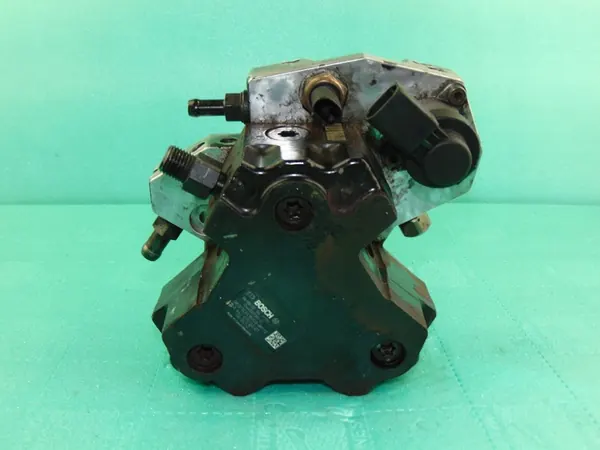 Bosch Brandstofpomp 3.0 CDI Mercedes image 6