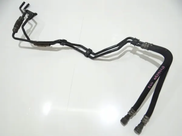 BMW E60 N62B44 Oljeledningar OEM 7519261 - Begagnad image 2