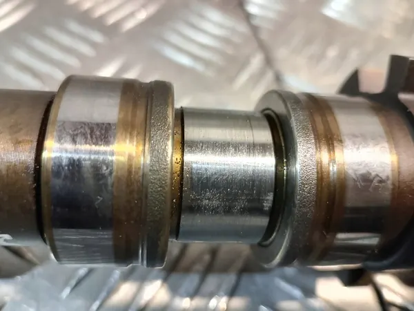 Imusarja 06E109083G + Nokka-akseli 06E109101AM Audi A6 C6 image 10