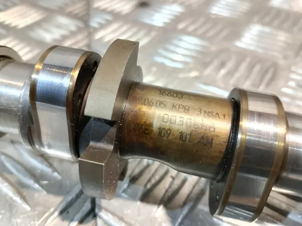 Imusarja 06E109083G + Nokka-akseli 06E109101AM Audi A6 C6 image 3