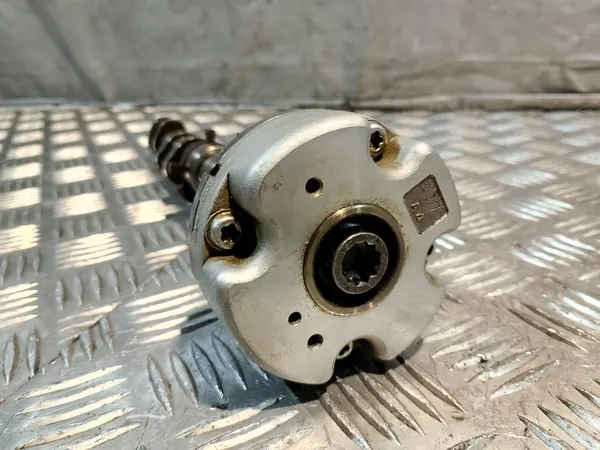 Imusarja 06E109083G + Nokka-akseli 06E109101AM Audi A6 C6 image 4