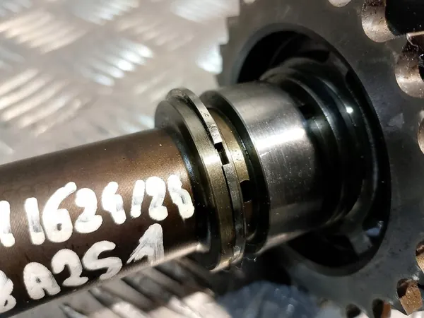 Imusarja 06E109083G + Nokka-akseli 06E109101AM Audi A6 C6 image 5