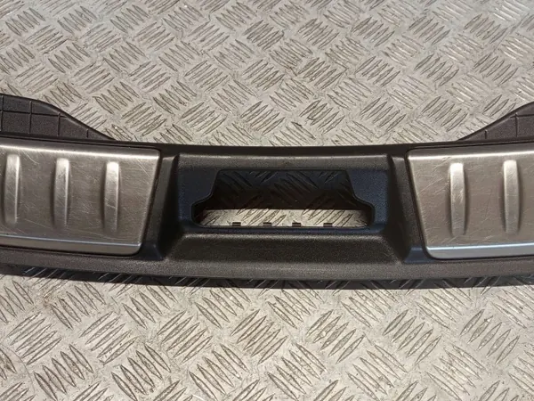 Jaguar OE HK83-406A64-A Capa de cinto traseiro para F-PACE image 4