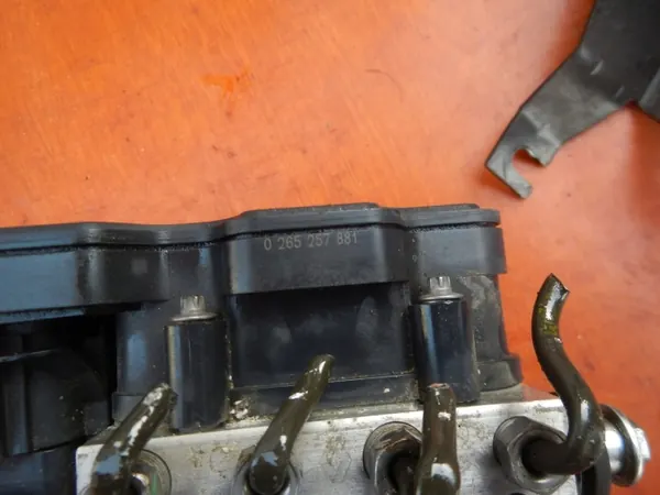 ABS-pomp OEM 0265956527 voor Renault Clio image 10