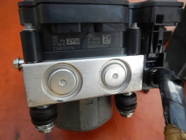 ABS-pomp OEM 0265956527 voor Renault Clio image 5