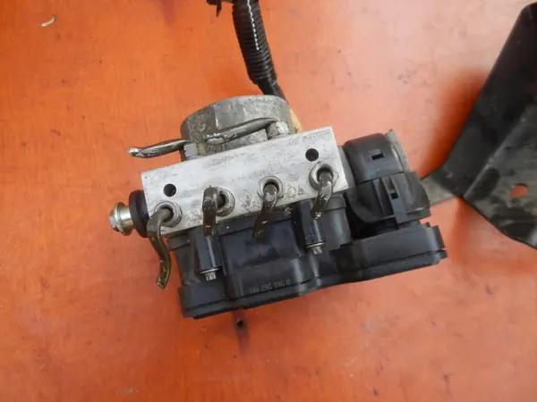 ABS-pomp OEM 0265956527 voor Renault Clio image 9