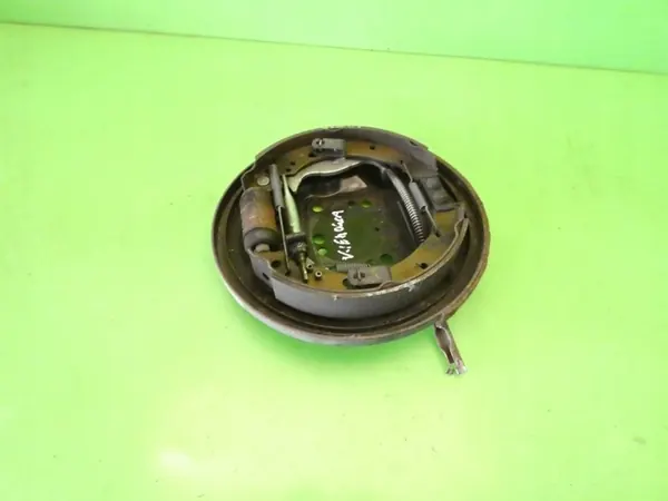 Plaque de support arrière gauche pour MAZDA 2 II DE 07-10 image 3